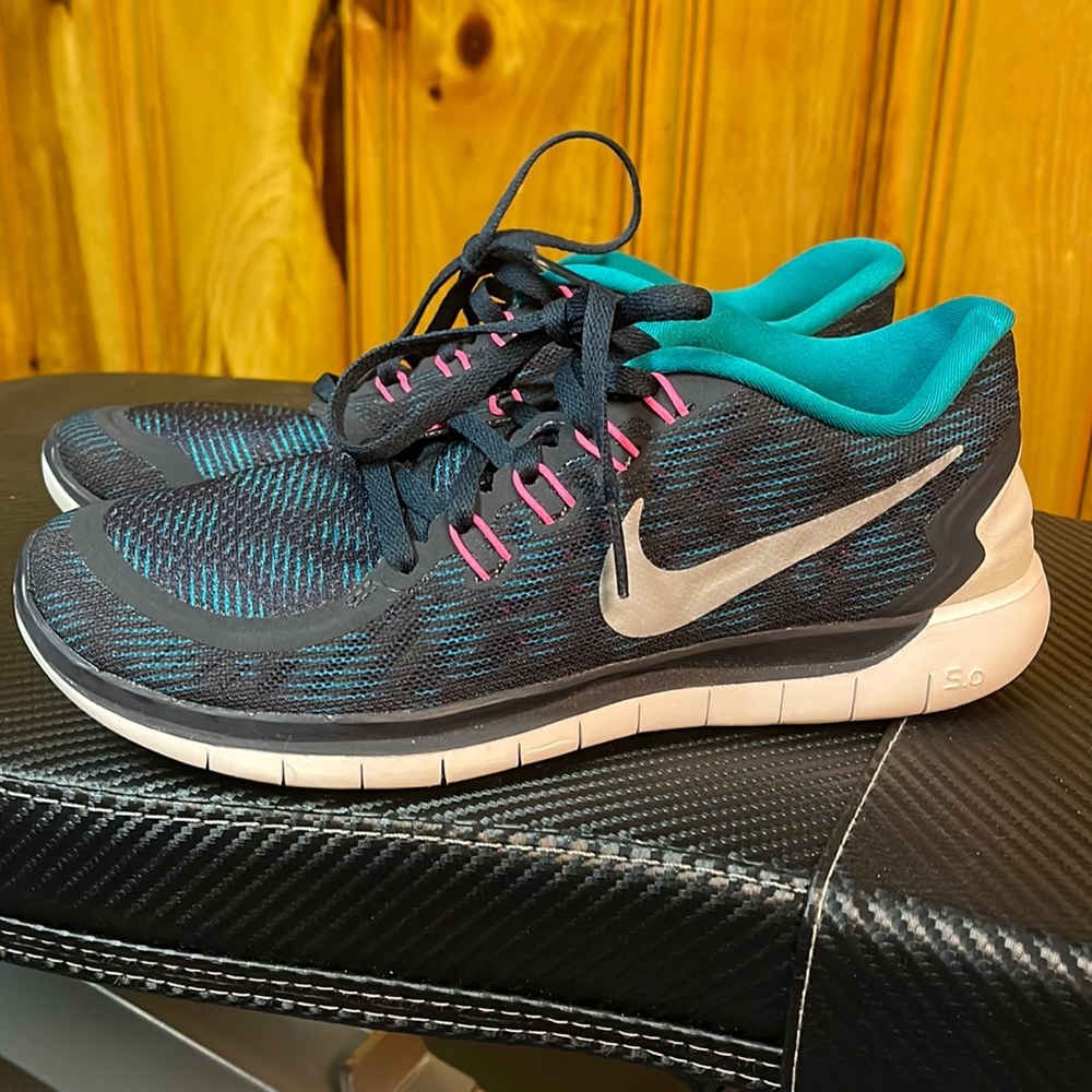 Nike free run 5.0 size 7.5